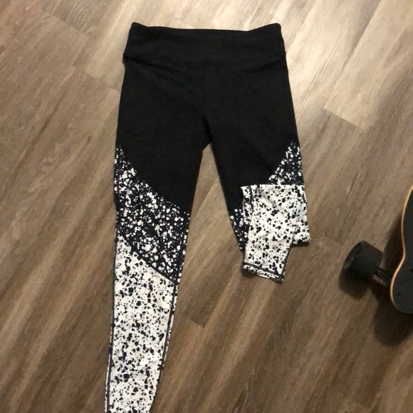 Fabletics Pants - Fabletics Leggings! Fabletics Pants - Fabletics Leggings!